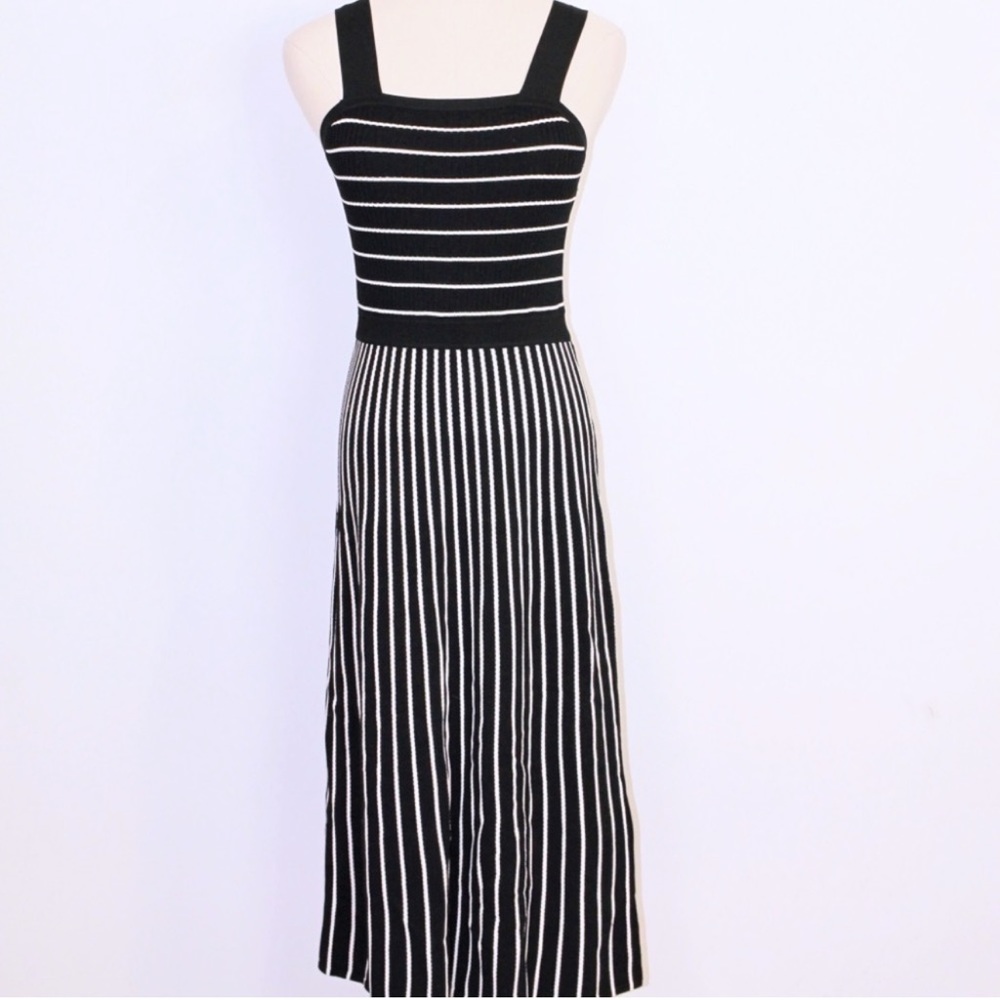 Banana Republic Black and White Striped Dress Size (S)